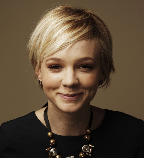 thesepaperkites:  carey mulligan is so incredibly cute like no matter if she has