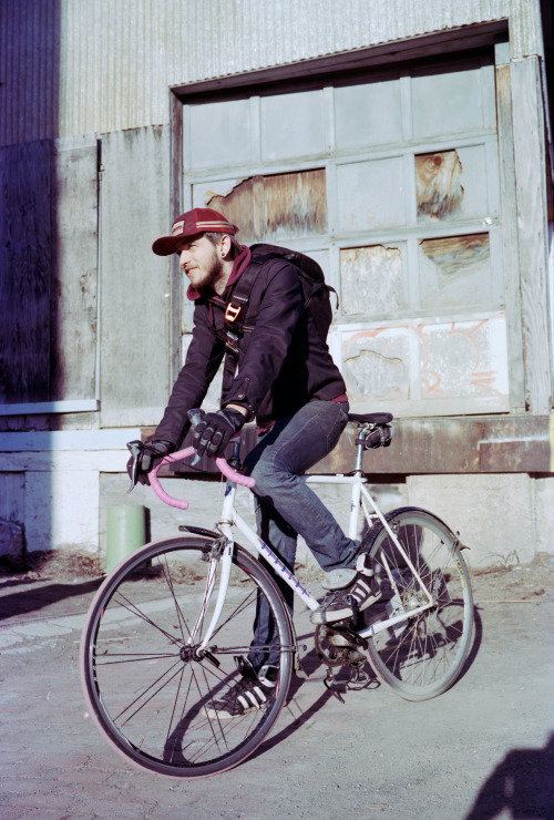 cobraframes:  Neil is the second person I’ve built a frame for.  He’s test riding his frameset now t