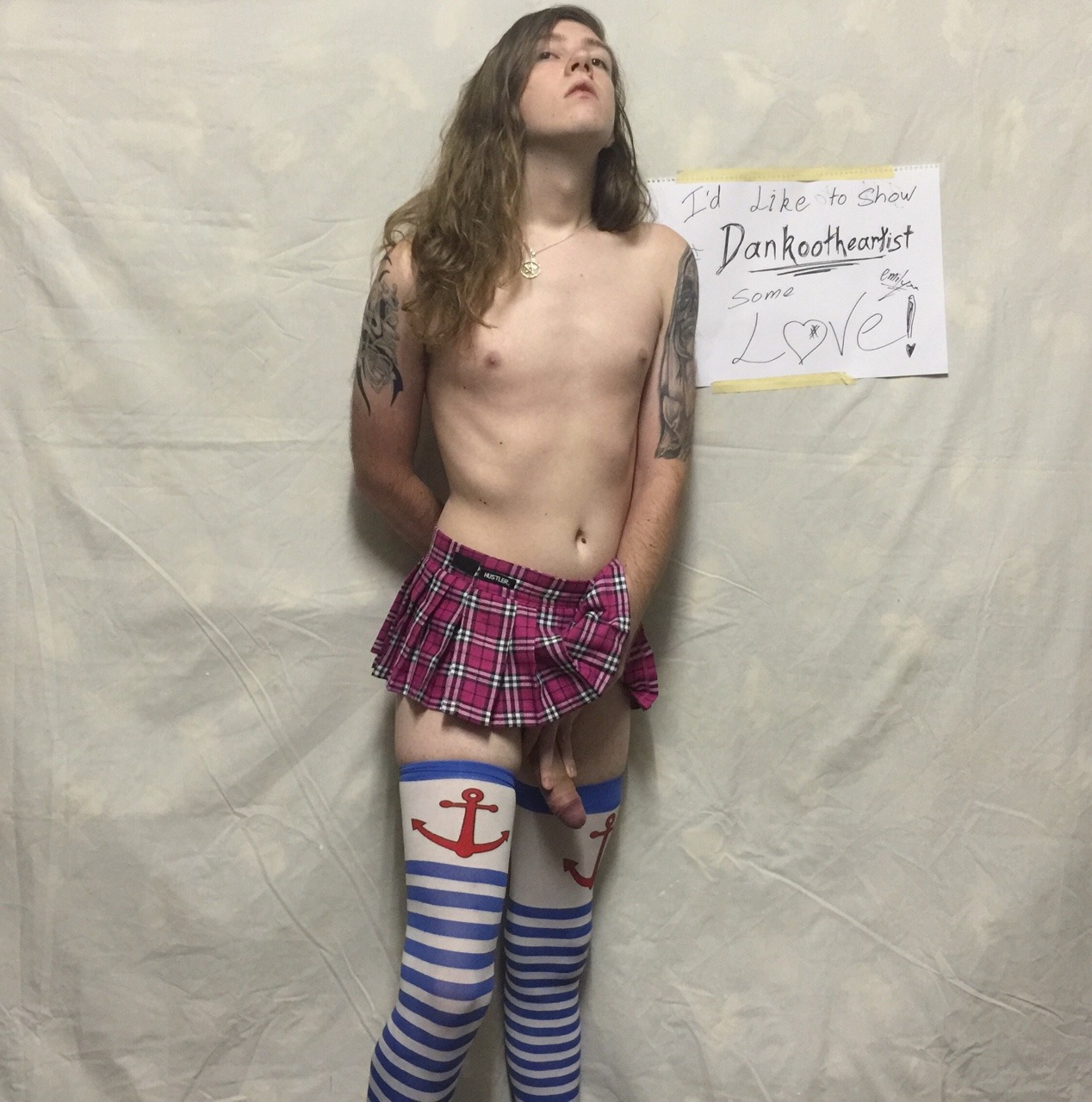 maxma666ot:&ldquo;I’d like to show dankootheartist some Love” and I really