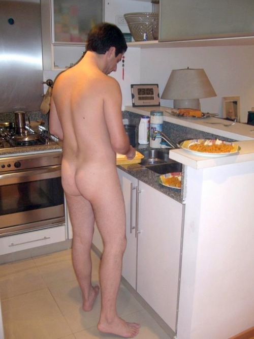 OutgoingNudist - My Naked Life & Dreams