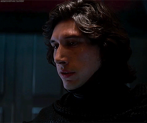 adamndriver:Adam Driver as Kylo Ren in Star Wars: The Force Awakens (2015)And again PS crapped out a