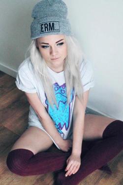 seff-laidi:  Alex clark = perfection *w*  Follow me for more cute girl ^____^ 