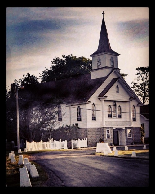 Church in Ewell, MD #smithisland #methodistchurch #takethecure #knockinonheavensdoor #godsdistantsho