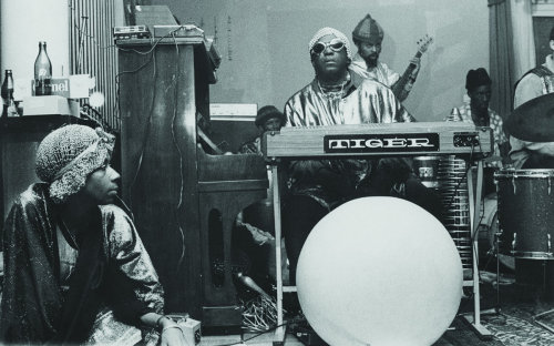 Sun Ra in Heliopolis Cairo 1971 ( photograph by Hartmut Geerken)