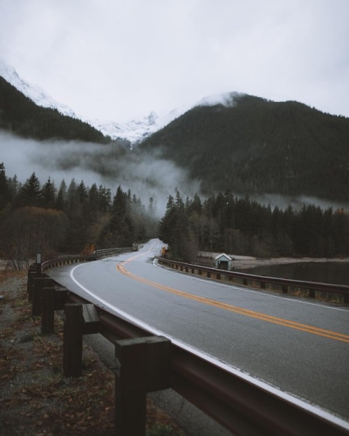 johncwingfield:Foggy mountain roads in the North Cascades. (at North Cascades National Park)