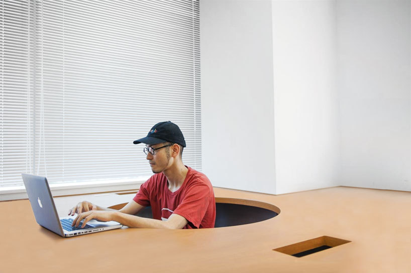 elfketchup:  The pixiv.net office in Tokyo. The main workspace is centered around