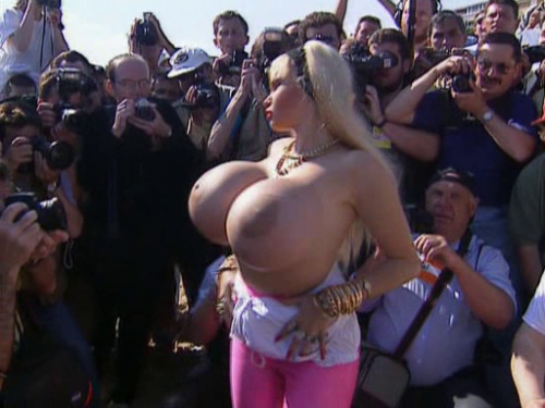 giantfakeboobs: Photo ift.tt/1Igy4gy