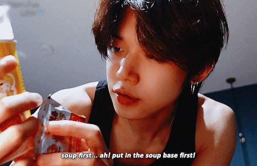 Masterchef Yeonjunnie Makes Ramen 