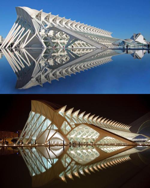 evilbuildingsblog:Museu de les Ciències Príncipe Felipe, Valencia, Spain.