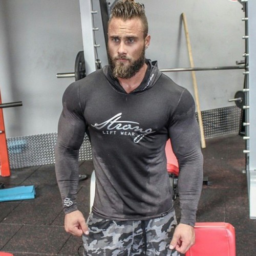 STRONG LIFT WEAR