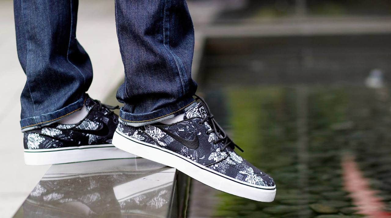 janoski dark floral