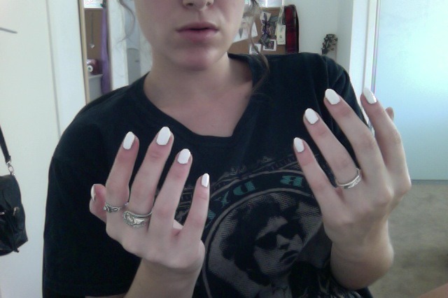 xblsx:  I bought some white nail polish the other day before work… I think it looks