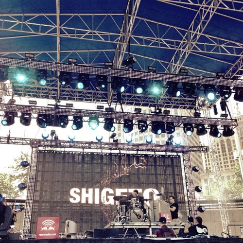 @__shigeto live on the Red Bull Stage
