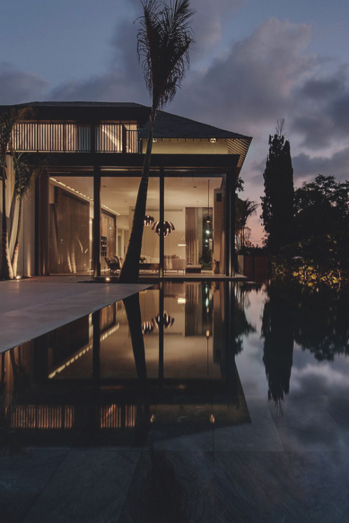 Sex livingpursuit:  The B House by Eran Binderman pictures