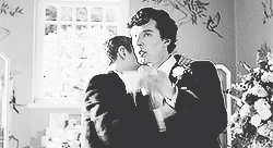 thescienceofobsession:  scullyseviltwin:  bilesandthesourwolf:  Johnlock AU in which