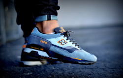 sweetsoles:  Starcow x New Balance 1500SCB (by Mohy_23) Buy here → 