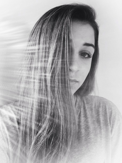 des-ire:  Me ft. sun hehe 