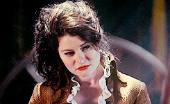 e-fletcher:  OUAT meme ☆ ten charactersBelle French (8/10) 