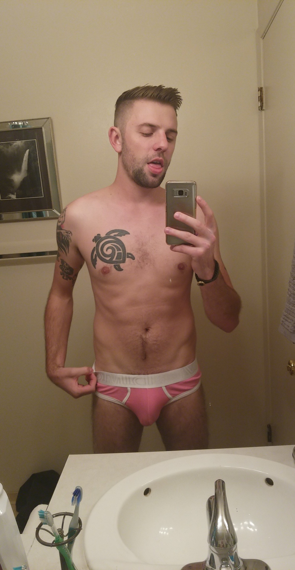 moonmenstolemytelescope:  Still my favorite pair