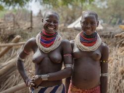 nowthatsblackbeauty:  smile by Stephan Haecker