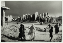 wrath-garten: Afghanistan (Kabul), Sebastião Salgado, 1996.