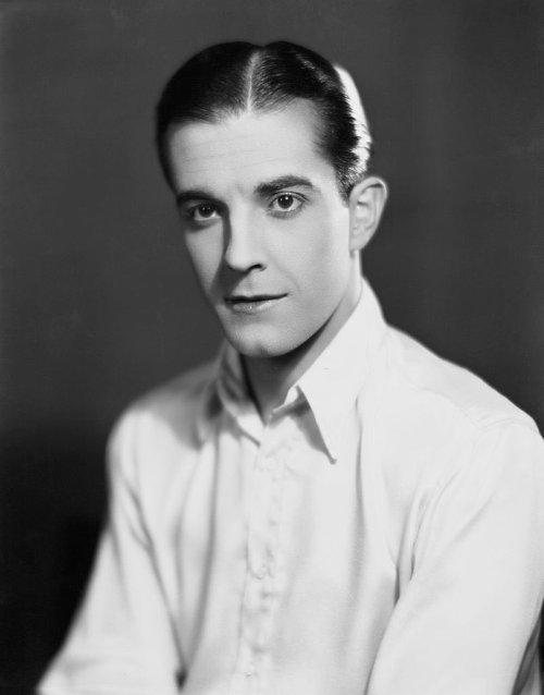 oldhollywoodholla:Ramon Novarro