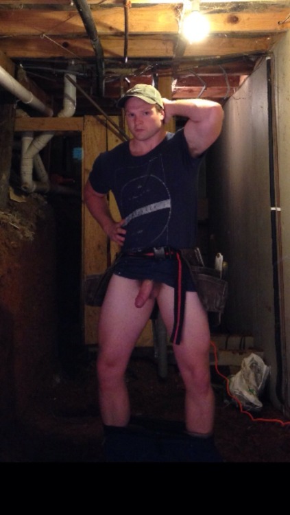 mychicomac:  scruffyjeep:  Just an everyday builder - Imgur  work at my house