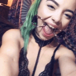 youngkalypso:  A happy drooling mess 🤠🤠🤠