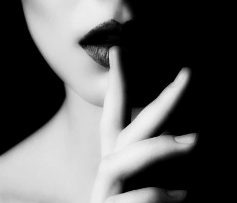 schmackebaetzchen:  thefranka:  n.e.r.o  il est oublieux …parfois ..^^ 