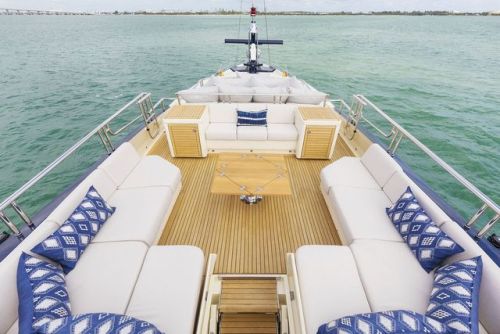 BW YachtBuilt in 2006 by Palmer Johnson, BW is a stylish 36.57m motor yacht, capable of accommodatin