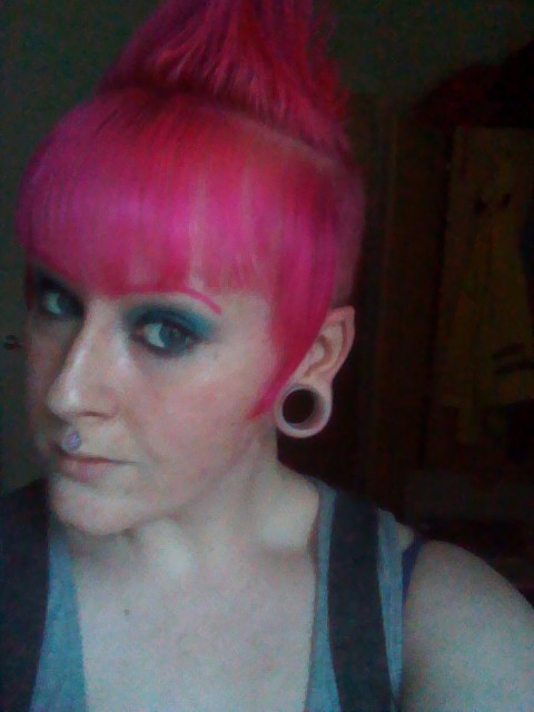 Raich Hype submitting for member of the week! :)1 inch ear (wearing GWS no flare eyelet), pointed ea