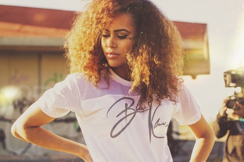 missodessa:  IG @lillyanaz | missodessa