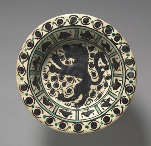 cma-medieval-art: Dish with a Lion, c. 1430-1450, Cleveland Museum of Art: Medieval ArtThis dish is 