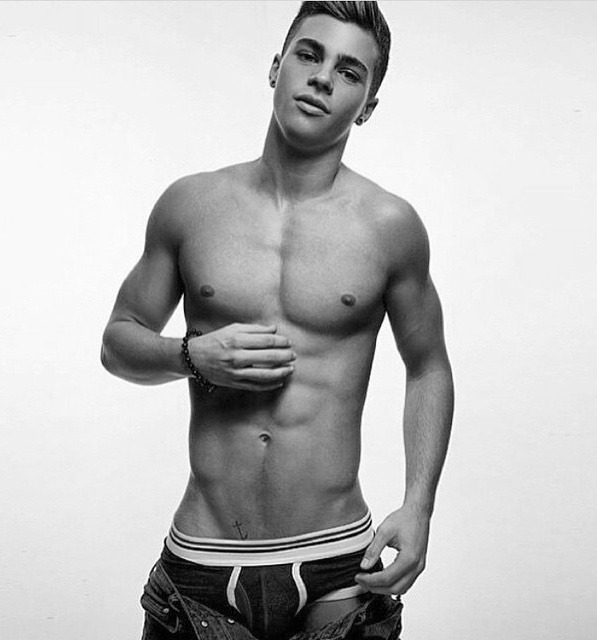 Dick Fitswell presents: Black & White Hotness