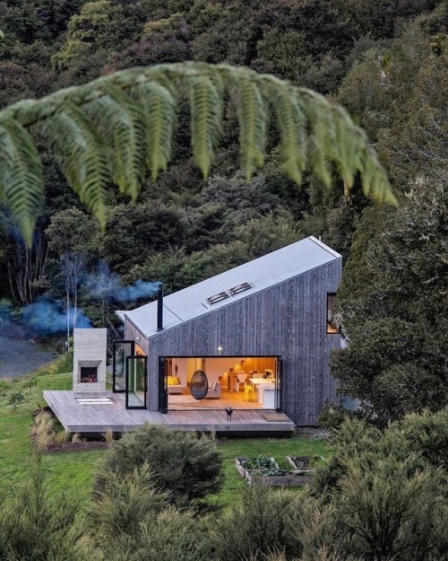 earthshipdecor: earthshipdecor.tumblr.com/ Follow us for more!