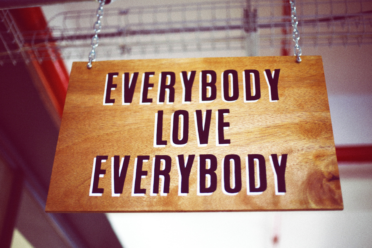 coconut — Everybody Love Everybody.