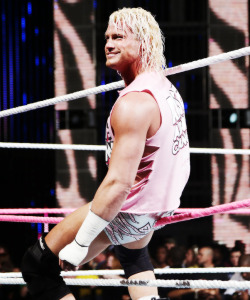 Ziggler is riding that middle rope!