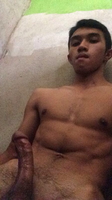 hakimkecil5:  Part 2. Nak tengok mamat hensem ni melancap sampai pancut? - Reblog