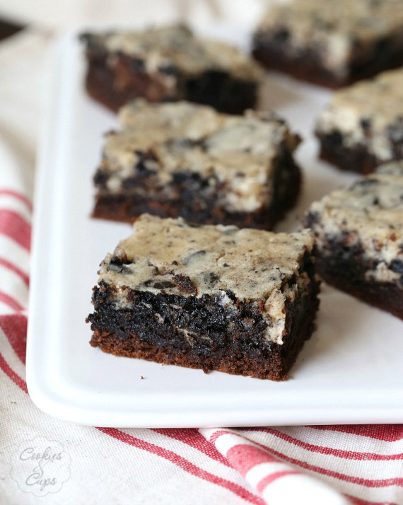 do-not-touch-my-food:Cookies and Cream Chess SquaresWantwantwantwantwant