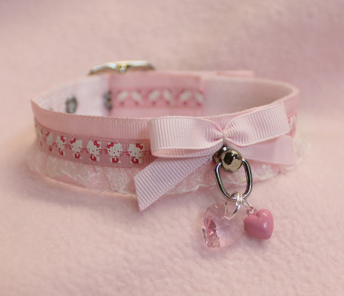 kittensplaypenshop: collar for someone :)