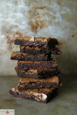 looksdelicious:  Recipe: Pumpkin Fudge Brownies        