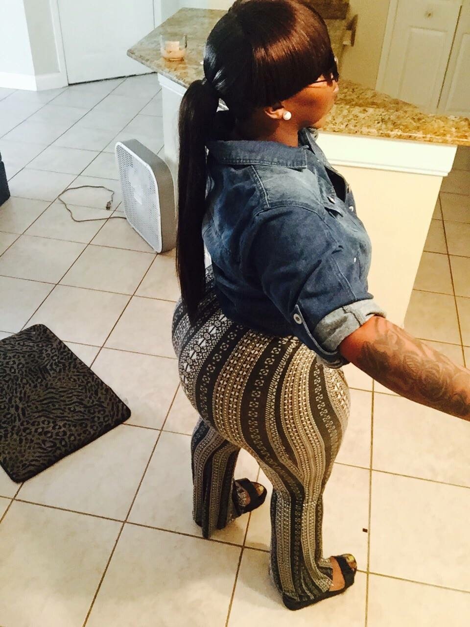 smutsmoke:  that shape tho!….fuckin rollercoaster