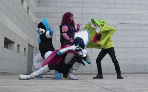 just finished Deltarune Chapter 2 and I’m in looooove ;;;;; I wanted to share couple pics of my Delt