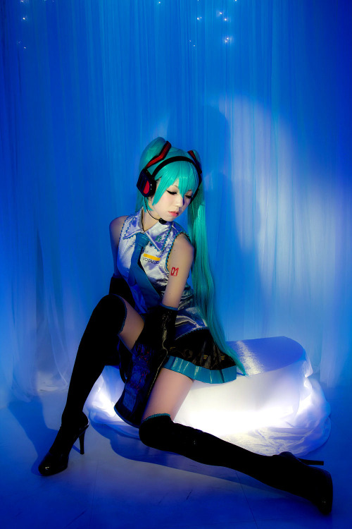 Vocaloid - Miku Hatsune (Ivy) 2
