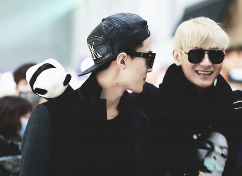 sarah-nghaee:  AIRPORT BUDDIES Maknaes 