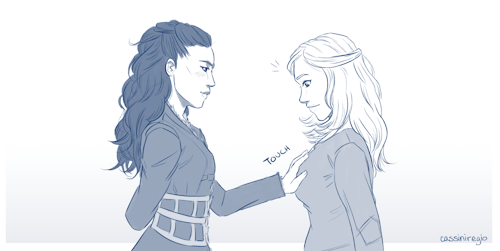 commander-of-hearts:heilmojito:cassiniregio:lexa plsbonus:Boobies *__*I love the fact that Clarke is