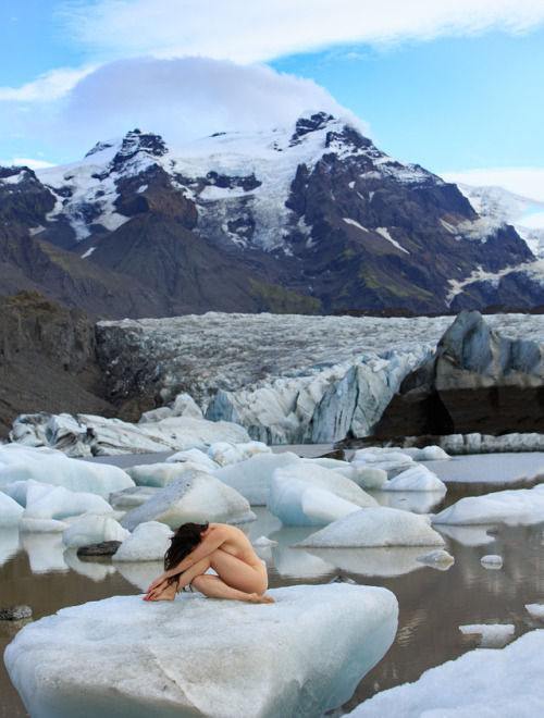 theresnoplacelikeyourmouth:Nicole Vaunt // by Rod Cadenza // from the Arctic Nude workshop in Icelan