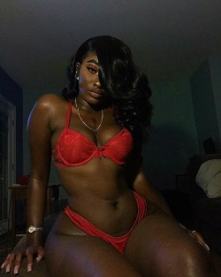 xl-nv:  Her black ass look hot chocolate