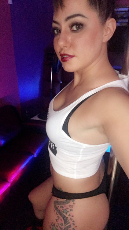 stripper-locker-room:  Submitted by Kandii KaossCheck her outhttp://kandii-kaoss.tumblr.com/
