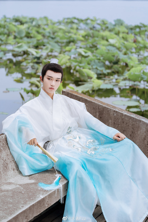 hanfugallery:chinese hanfu by 夫诸Fzz